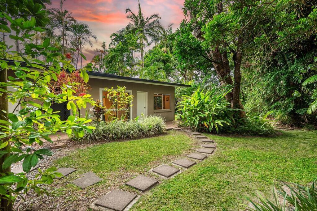 Beachside At 7 Solina Close In Port Douglas Villa Exterior foto